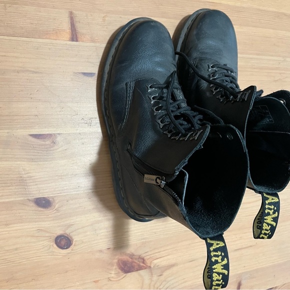Dr. Martens 1460 Pascal boot - Picture 2 of 11